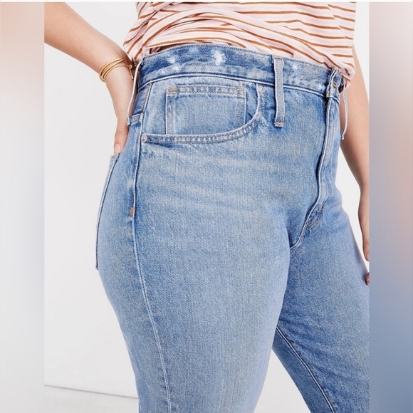 Madewell The Mom Jean High Rise in Melva Wash‎ Women's Size 35 - Picture 4 of 13